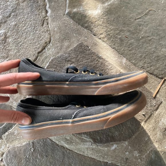 Vans Black Gum Authentic - Picture 3 of 4